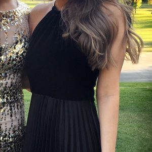black prom dress